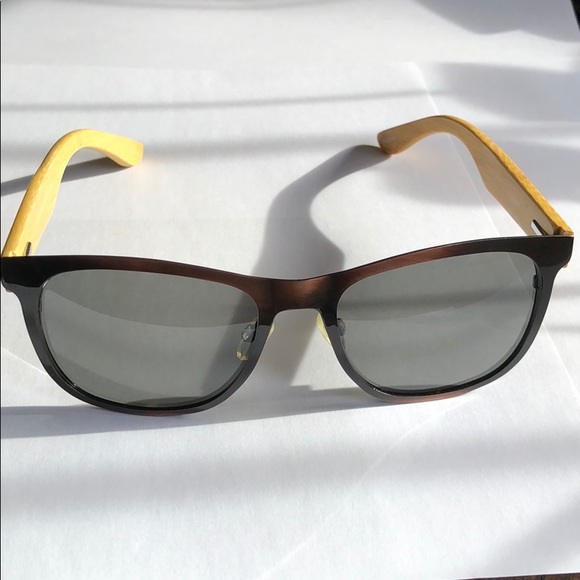 Blue Planet polarized sunglasses - Picture 2 of 5